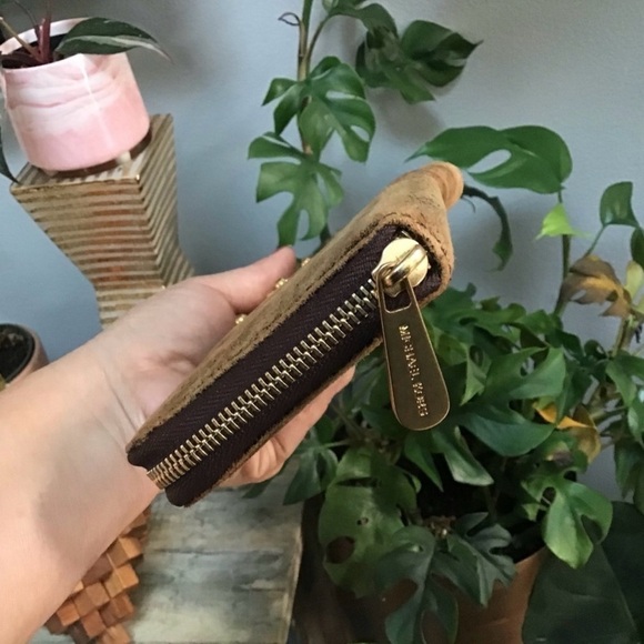 Michael Kors LTD Grayson LG Soft distressed bag & Wallet Set - Picture 10 of 11